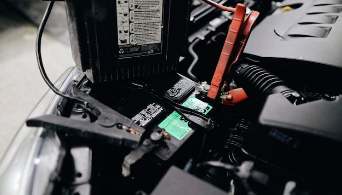 Quel chargeur Maintien de charge batterie sans débrancher choisir ?