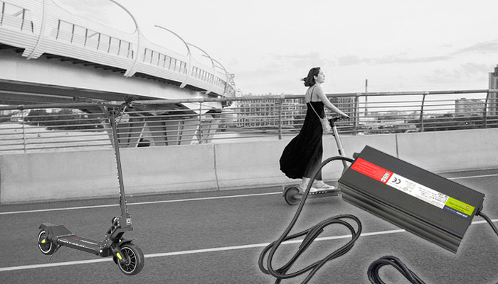 Quel chargeur rapide Dualtron mini choisir pour 52V